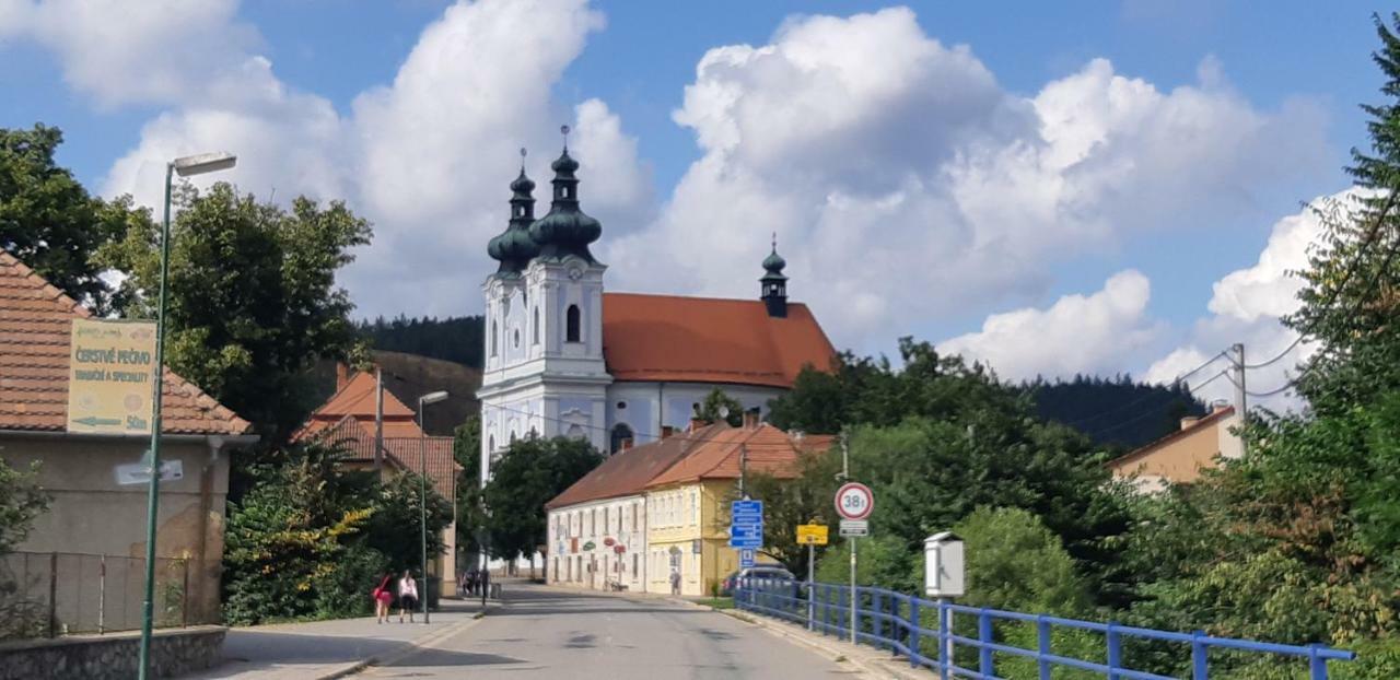Chata V Moravskem Krasu Sloup  Exterior foto
